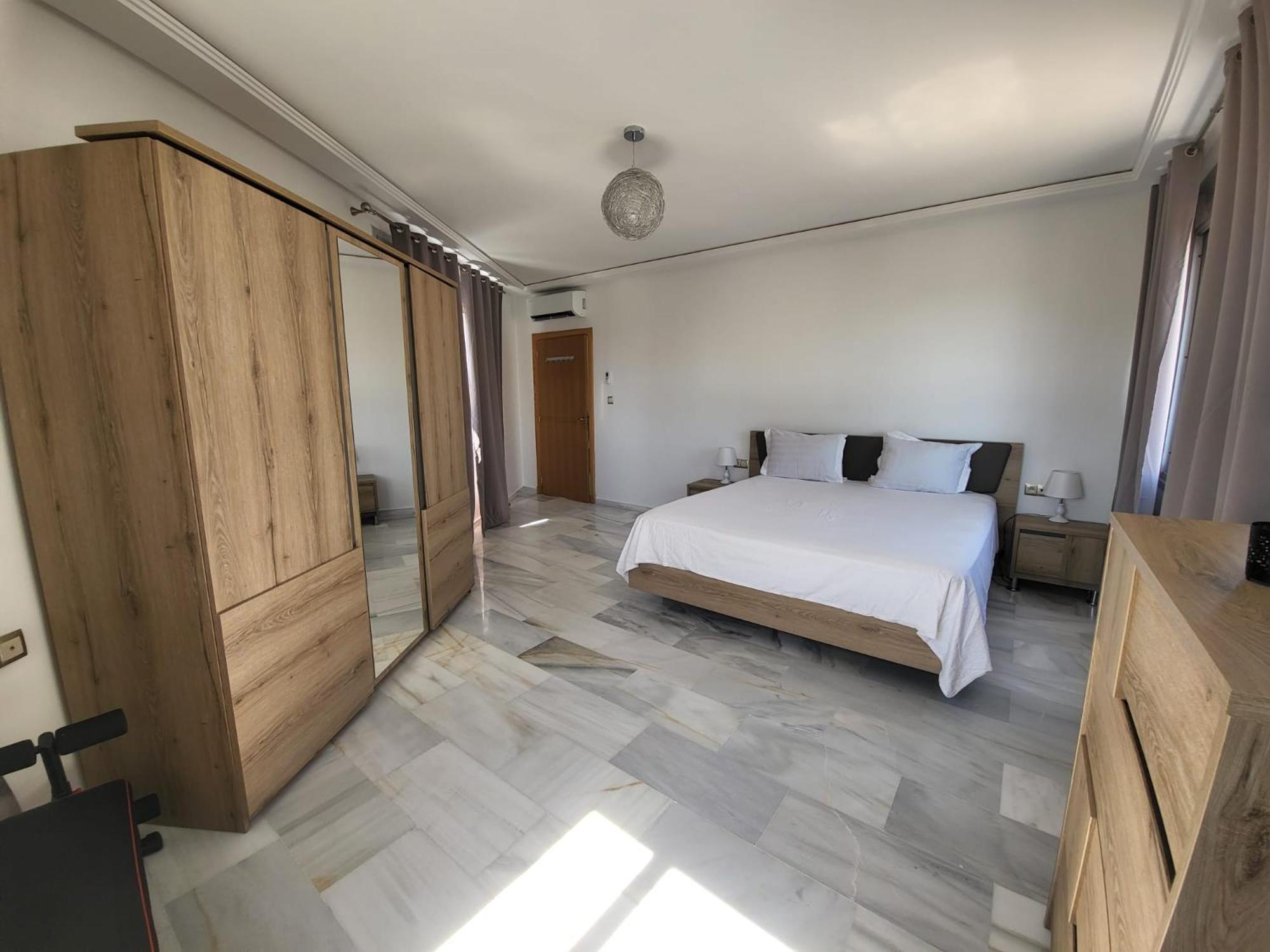 Mont Blanc :Appartement, Vue Sur Mer A 2 Minutes De La Gare. Tânger Exterior foto